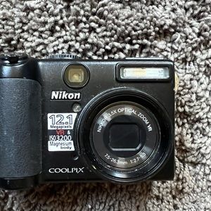 Nikon P5100 CoolPix